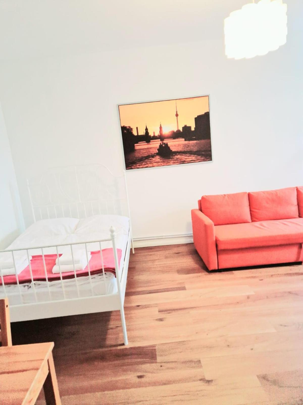 City Studio Apartment For 4, Near Sonnenallee Berlin Exterior foto
